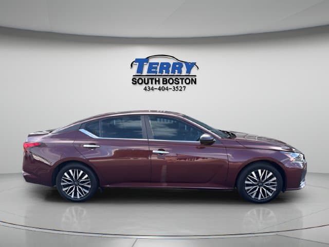 2024 Nissan Altima 2.5 SV Photo in Boston VA 24592