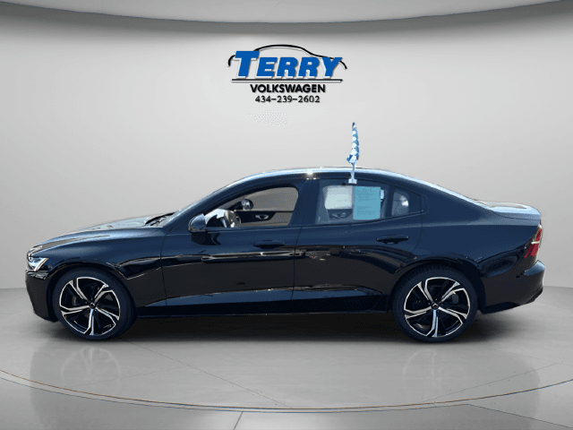 2024 Volvo S60 B5 Plus Dark Theme Photo in  Forest  VA 24551