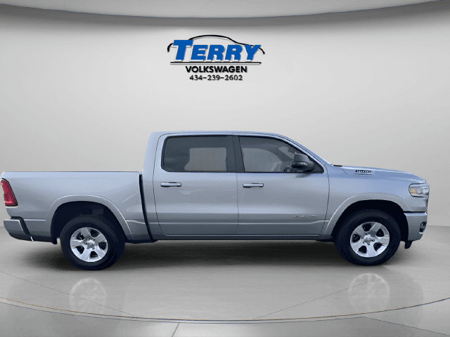2025 Ram 1500 Big Horn/Lone Star Photo in  Forest  VA 24551