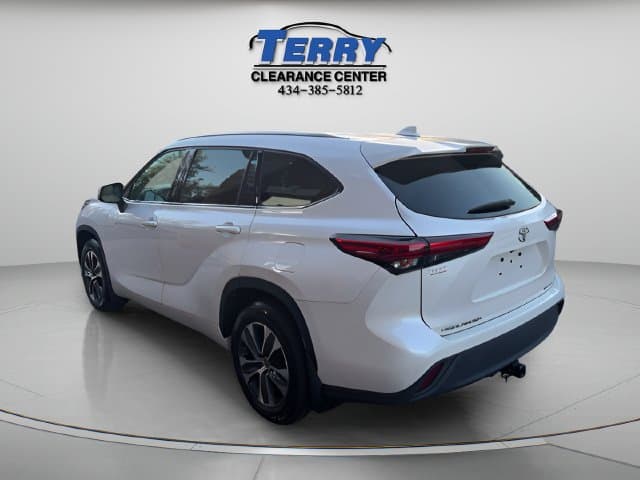 2021 Toyota Highlander XLE Photo in Lynchburg VA 24502