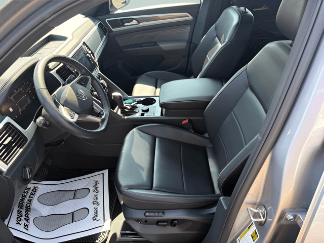 2023 Volkswagen Atlas Cross Sport 3.6L V6 SEL Photo in  Forest  VA 24551