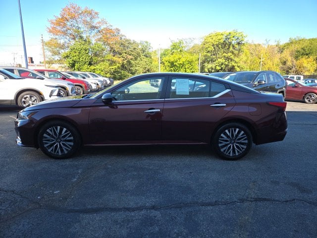 2025 Nissan Altima 2.5 SV Photo in Lynchburg VA 24502