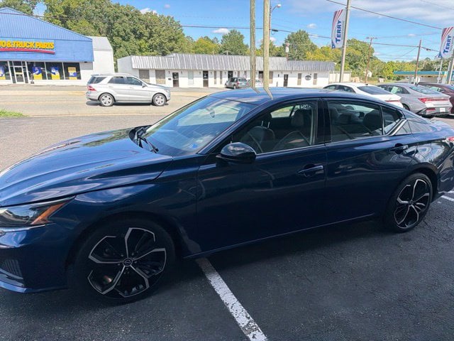 2023 Nissan Altima 2.5 SR Photo in Boston VA 24592