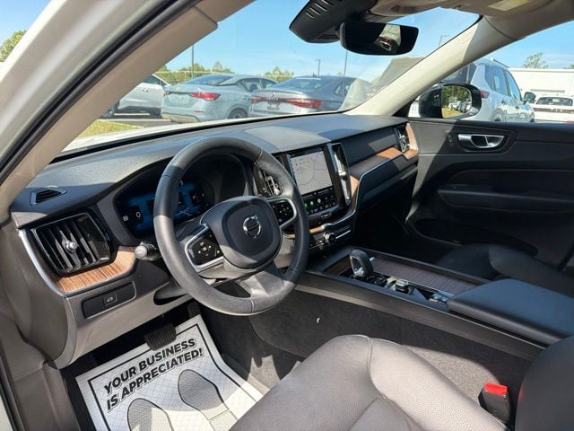 2023 Volvo XC60 B5 Plus Dark Theme Photo in Lynchburg VA 24502