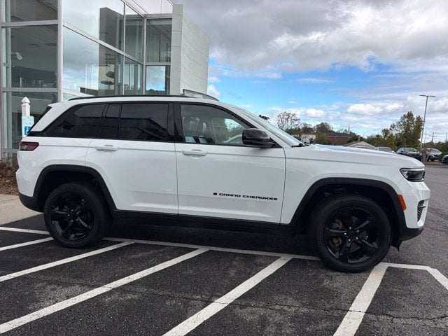2023 Jeep Grand Cherokee Altitude X Photo in Lynchburg VA 24502
