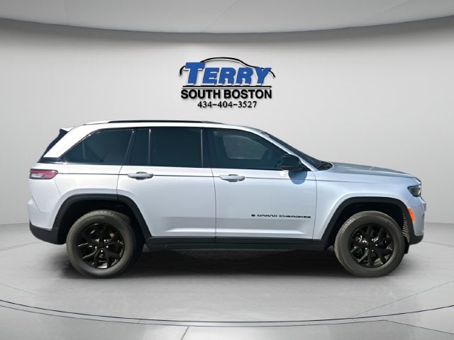 2025 Jeep Grand Cherokee Altitude Photo in Boston VA 24592