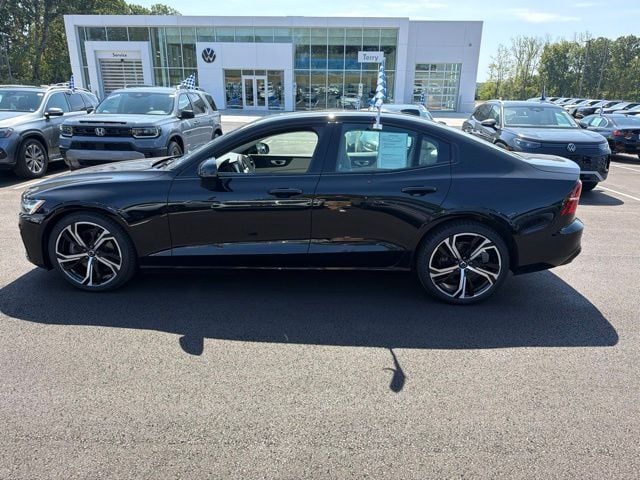 2024 Volvo S60 B5 Plus Dark Theme Photo in Lynchburg VA 24502