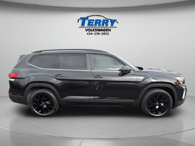 2024 Volkswagen Atlas 2.0T SE w/Technology Photo in  Forest  VA 24551