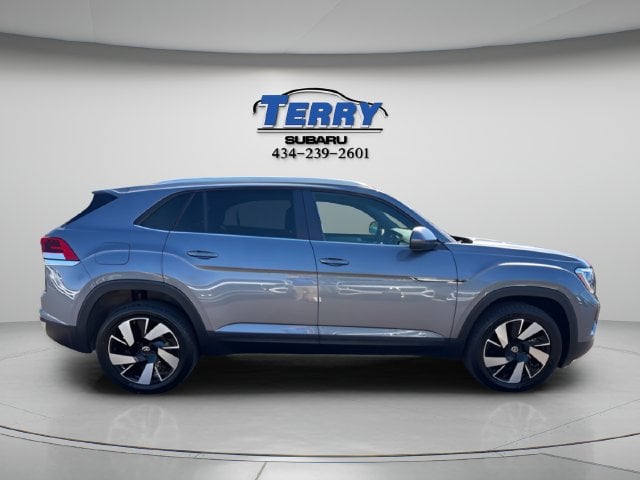 2024 Volkswagen Atlas Cross Sport 2.0T SE w/Technology Photo in  Forest  VA 24551