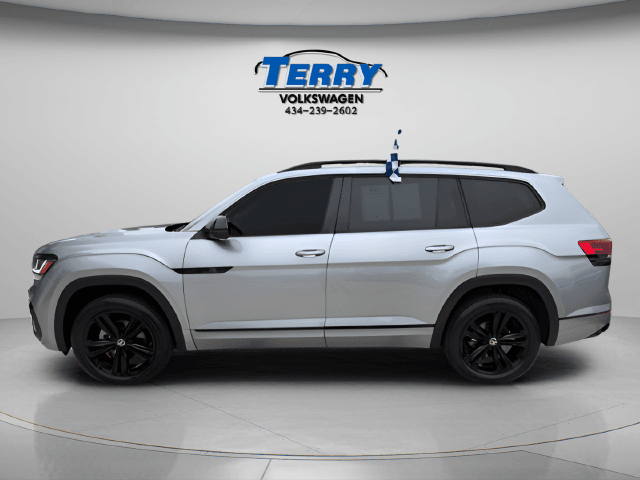 2023 Volkswagen Atlas 3.6L V6 SEL R-Line Photo in  Forest  VA 24551