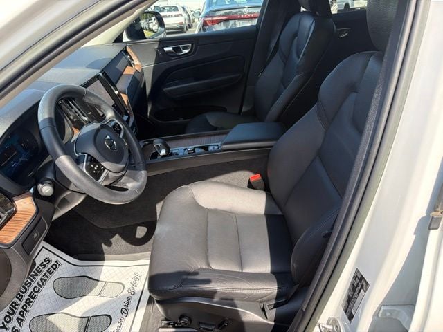 2023 Volvo XC60 B5 Plus Dark Theme Photo in Lynchburg VA 24502