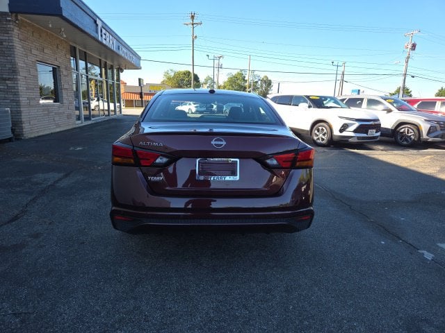 2025 Nissan Altima 2.5 SV Photo in Lynchburg VA 24502