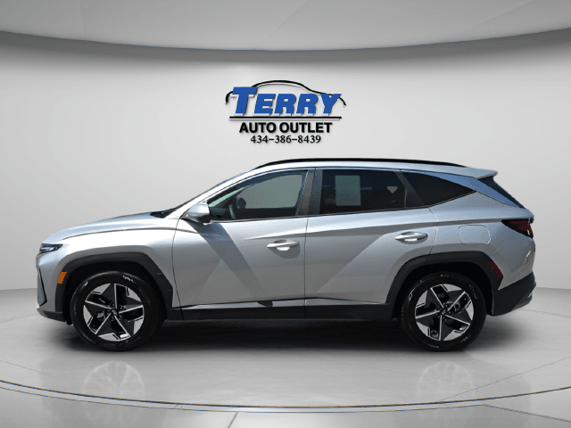 2025 Hyundai Tucson SEL Photo in Lynchburg VA 24502