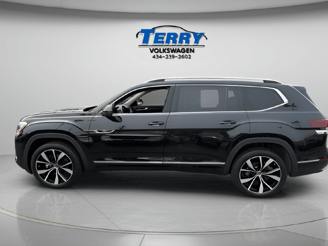2026 Volkswagen Atlas 2.0T SEL Premium R-Line Photo in Lynchburg VA 24502