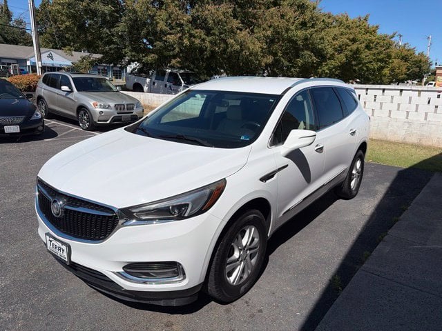 2018 Buick Enclave Essence Photo in Lynchburg VA 24502