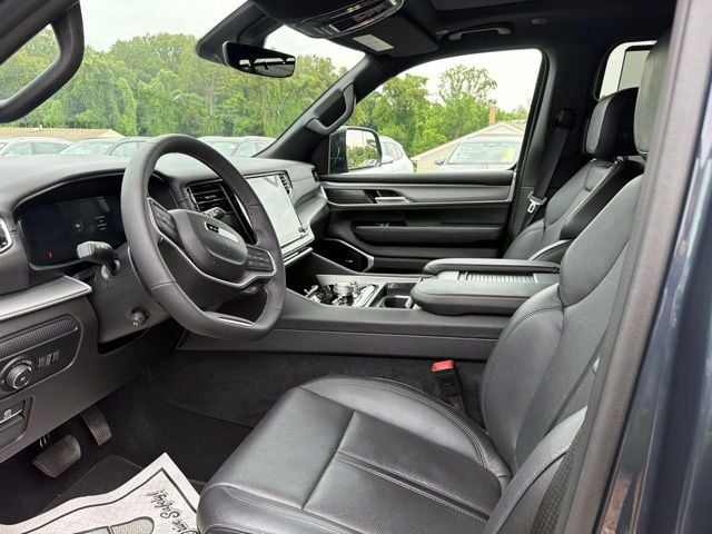 2025 Jeep Wagoneer Series III Photo in Lynchburg VA 24502