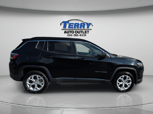 2024 Jeep Compass Latitude Photo in Lynchburg VA 24502