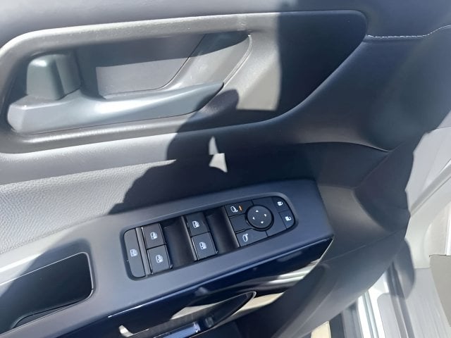 2025 Nissan Pathfinder SV Photo in Lynchburg VA 24502