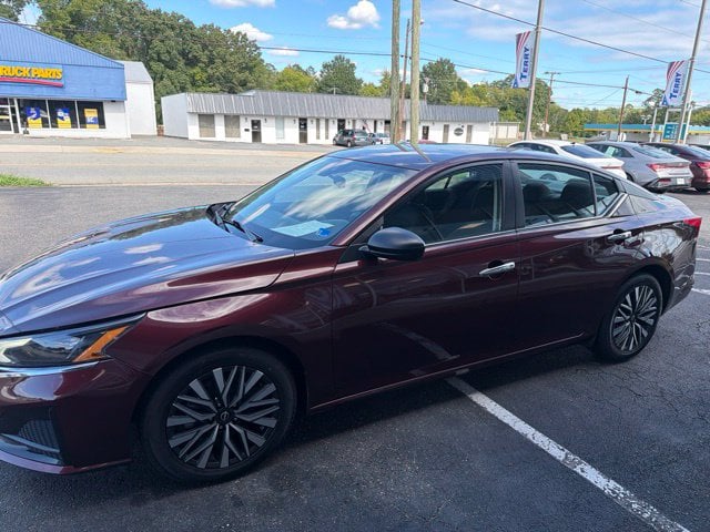2024 Nissan Altima 2.5 SV Photo in Boston VA 24592