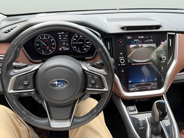 Pre-Owned 2021 Subaru Outback Touring XT - photo - 11