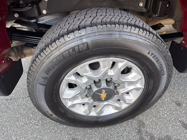 Pre-Owned 2022 Chevrolet Silverado 3500HD LT - photo - 17