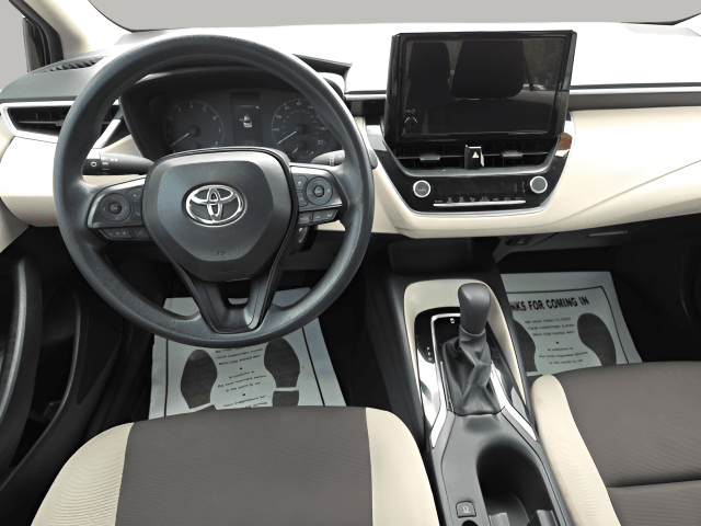 Pre-Owned 2025 Toyota Corolla LE - photo - 12