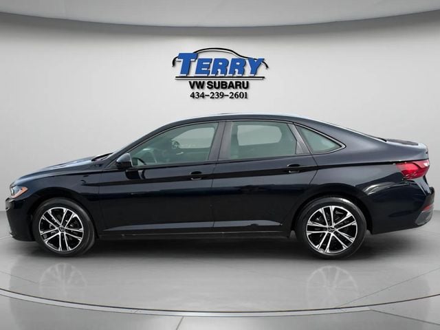 Pre-Owned 2025 Volkswagen Jetta 1.5T Sport - photo - 1