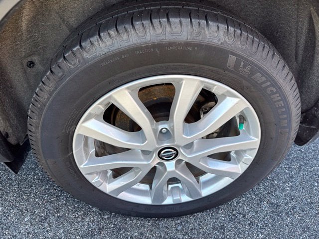 Pre-Owned 2022 Nissan Rogue Sport SV - photo - 9