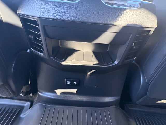 Pre-Owned 2026 Toyota Tundra Limited - photo - 7