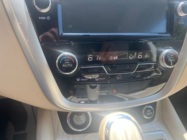 Pre-Owned 2018 Nissan Murano SL - photo - 16