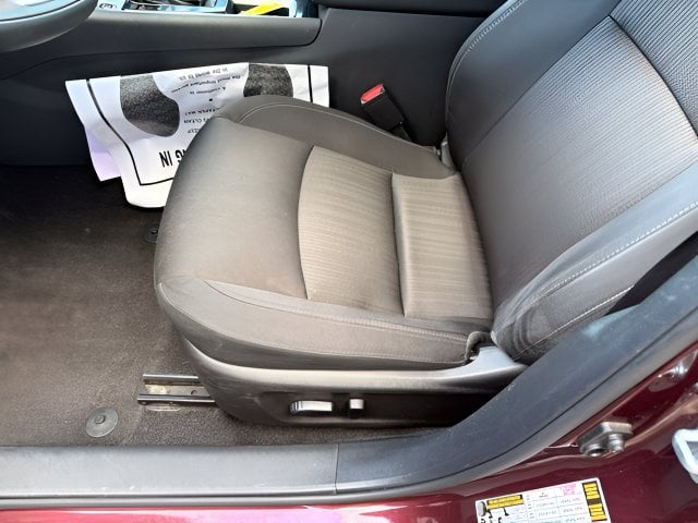 Pre-Owned 2024 Nissan Altima 2.5 SV - photo - 6