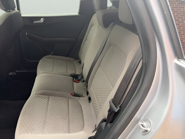 Pre-Owned 2021 Ford Escape SE - photo - 6