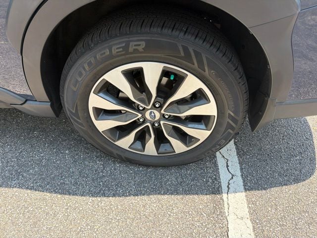 Pre-Owned 2024 Subaru Outback Limited - photo - 16