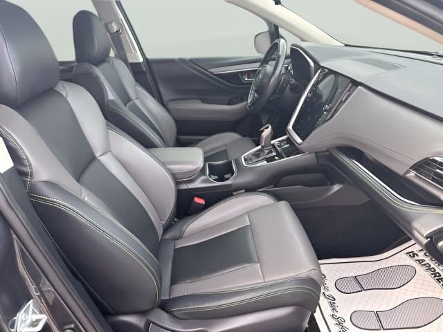 Pre-Owned 2024 Subaru Outback Onyx Edition - photo - 16