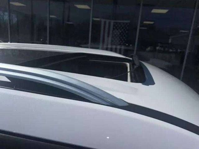 Pre-Owned 2020 Ford Explorer Limited - photo - 24