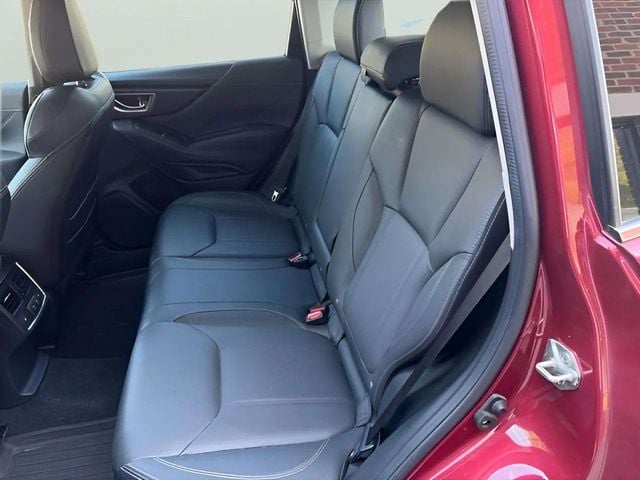 Pre-Owned 2020 Subaru Forester Touring - photo - 6
