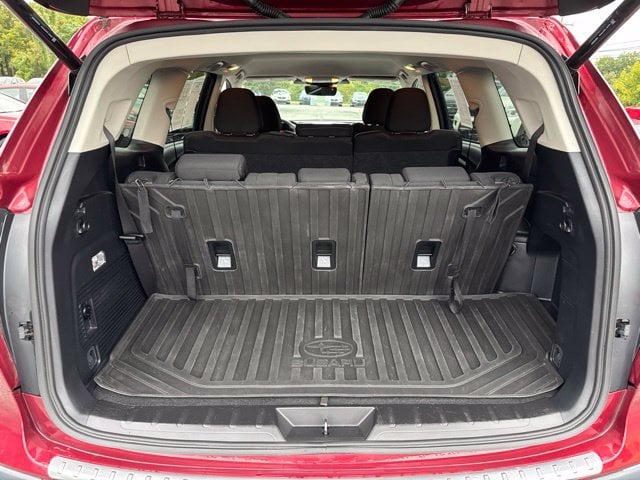 Pre-Owned 2023 Subaru Ascent Premium - photo - 9