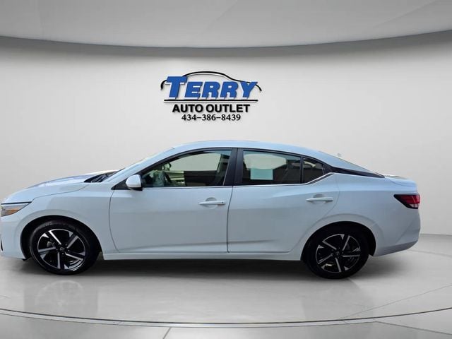 Pre-Owned 2024 Nissan Sentra SV - photo - 2