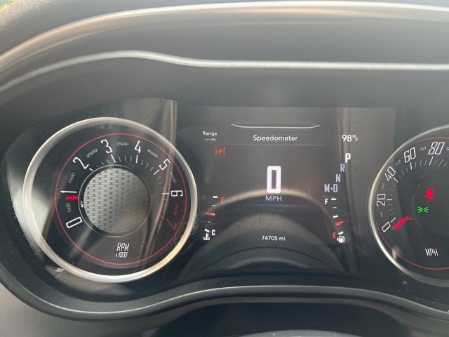 Pre-Owned 2021 Dodge Challenger SXT - photo - 8