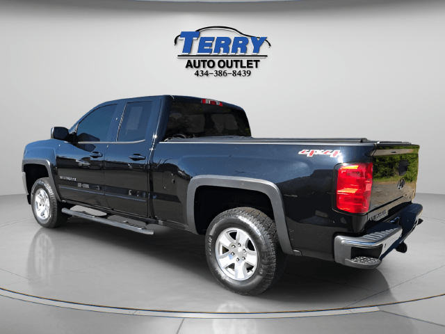 Pre-Owned 2017 Chevrolet Silverado 1500 LT - photo - 4