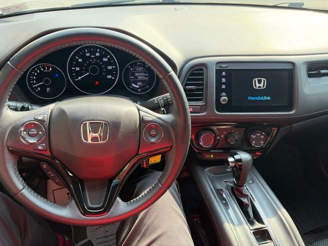 Pre-Owned 2021 Honda HR-V Sport - photo - 9