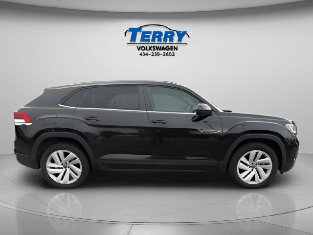 Pre-Owned 2022 Volkswagen Atlas Cross Sport 3.6L V6 SE w/Technology - photo - 0