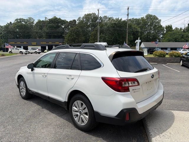 Pre-Owned 2019 Subaru Outback 2.5i Premium - photo - 2