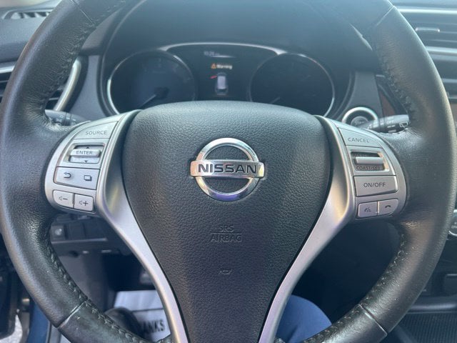 Pre-Owned 2016 Nissan Rogue SL - photo - 14