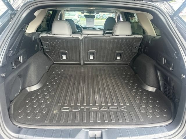Pre-Owned 2022 Subaru Outback Limited - photo - 4