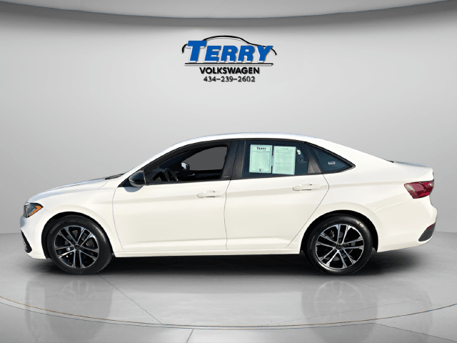 Pre-Owned 2025 Volkswagen Jetta 1.5T Sport - photo - 1