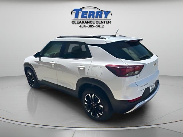 Pre-Owned 2023 Chevrolet TrailBlazer LT - photo - 3