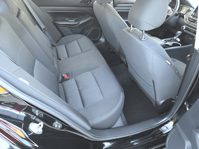 Pre-Owned 2024 Nissan Altima 2.5 SV - photo - 18