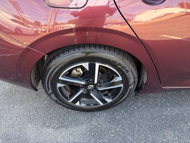 Pre-Owned 2024 Nissan Sentra SV - photo - 21