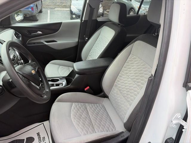 Pre-Owned 2021 Chevrolet Equinox LS - photo - 7